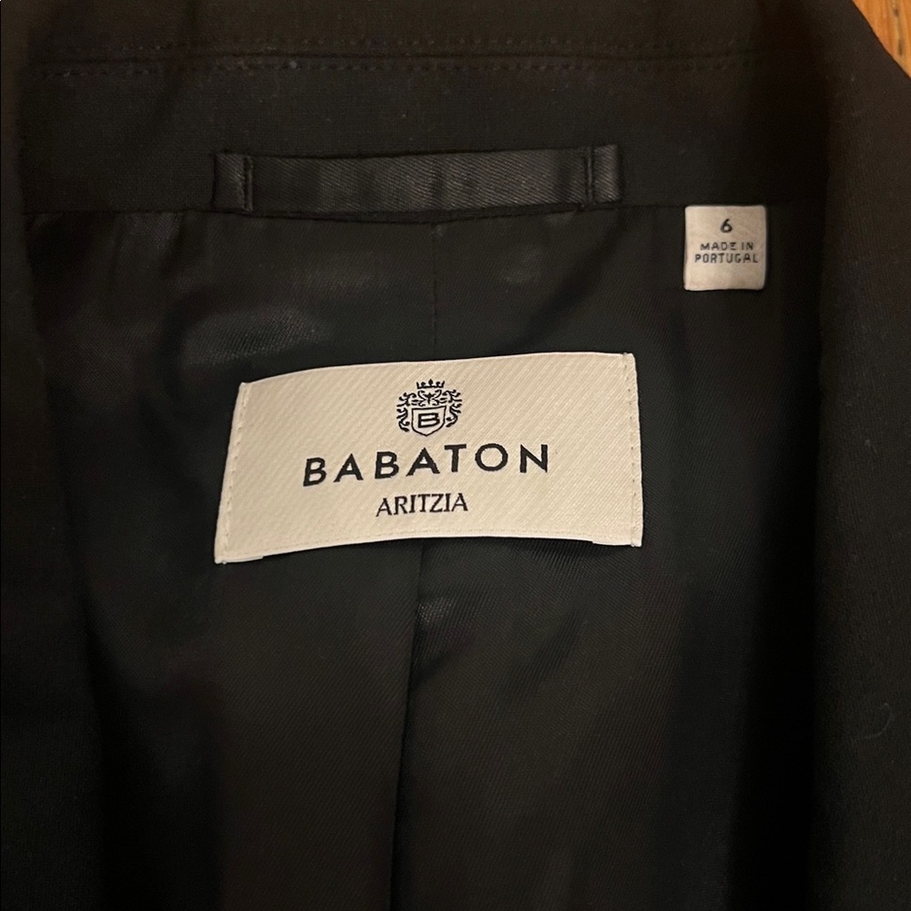 Aritiza Babaton Classic Black Blazer - Picture 4 of 5